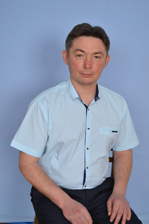 Захаров Александр Викторович.